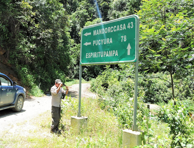 road from Kiteni to espiritu Pampa